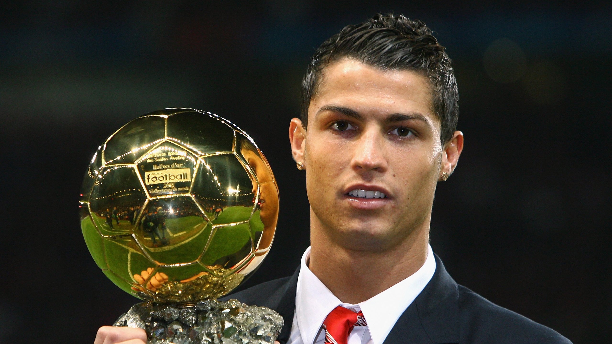 中国足球产业政策持续优化，激发市场活力，中国足球产业链